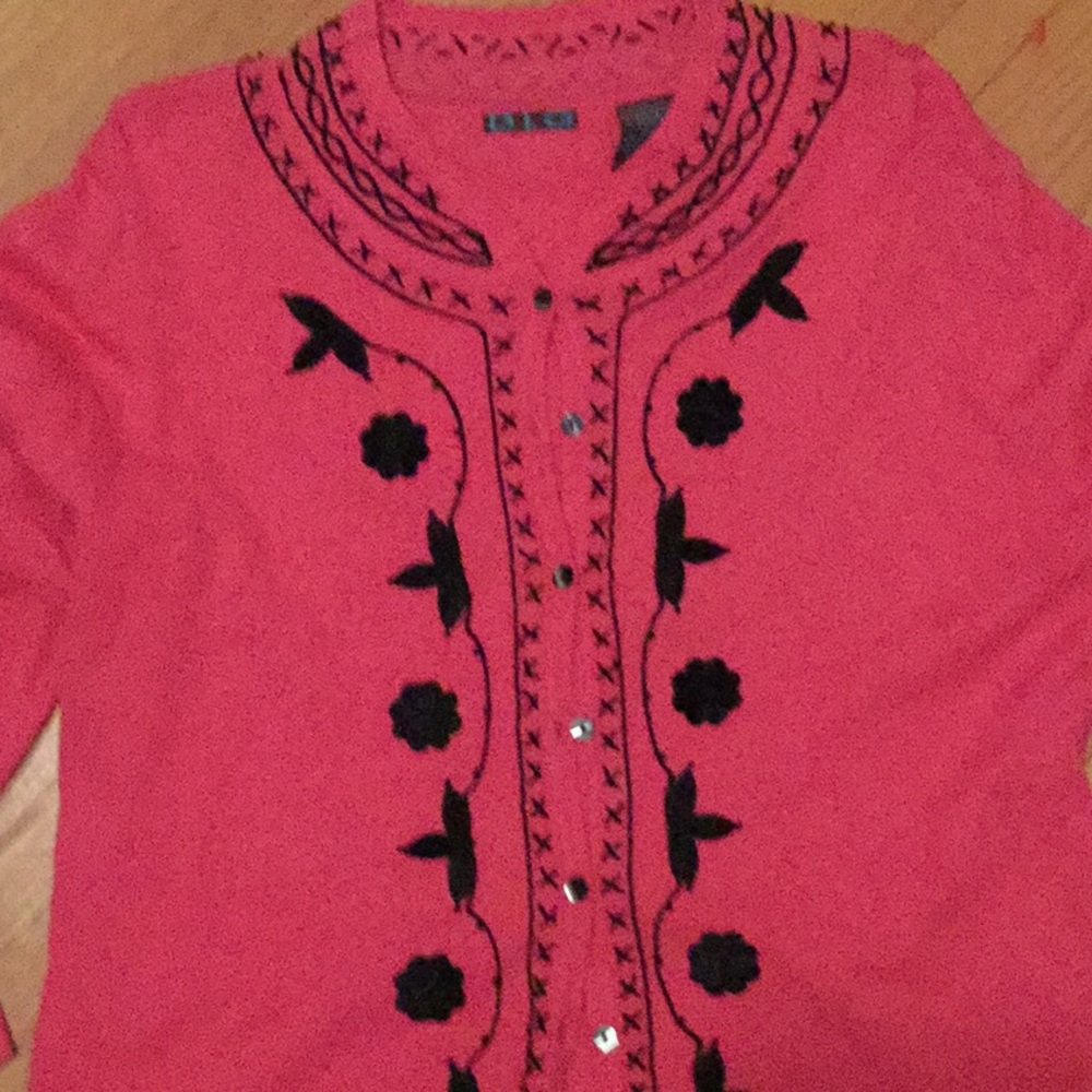 DLG long sleeve cardigan large